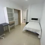 Privadas Con Bano Compartido En Espectacular Piso