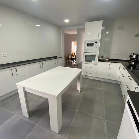 Privadas Con Bano Compartido En Espectacular Piso * Jerez de la Frontera