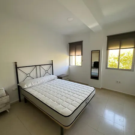 Privadas Con Bano Compartido En Espectacular Piso