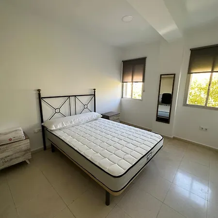 Privadas Con Bano Compartido En Espectacular Piso