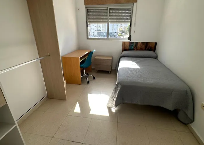 Privadas Con Bano Compartido En Espectacular Piso Hostel