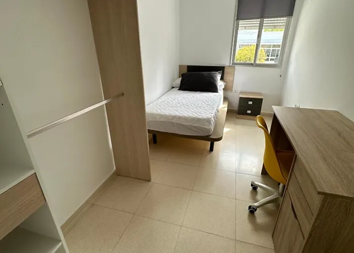 Privadas Con Bano Compartido En Espectacular Piso Hostel *